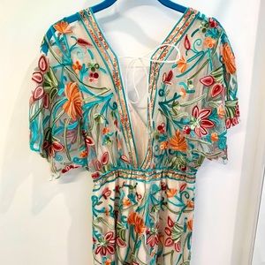 Selfie Leslie Floral Embroidered Romper - Small Original Owner Great Shape